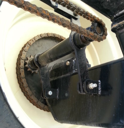 Bandit Liquid Fertilizer Wagon Chain Drive System